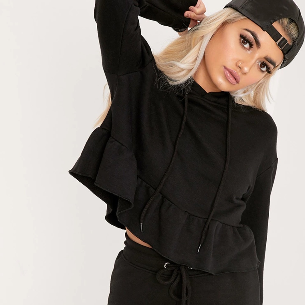 PrettyLittleThing Black Frill Hoodie